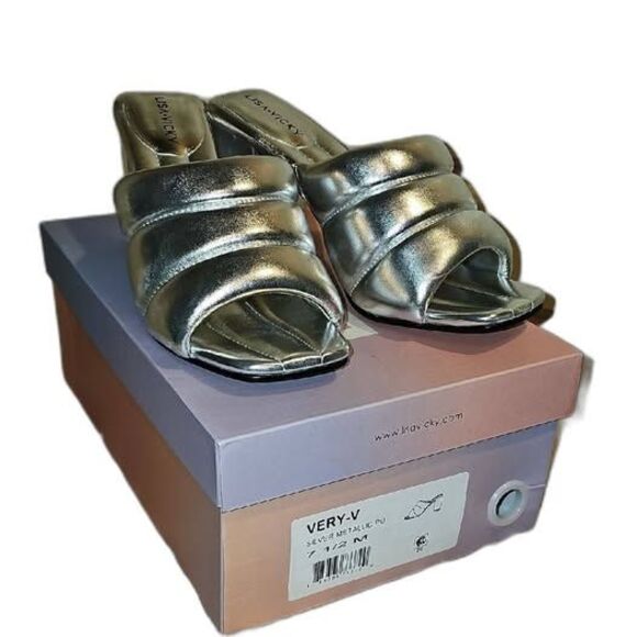 Unbranded Shoes - LISA☆VICKY- Silver Metallic Women's Mules SIZE 7.5 NWT